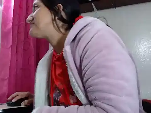 XXX chat uživo modela Tiff_Dirty69