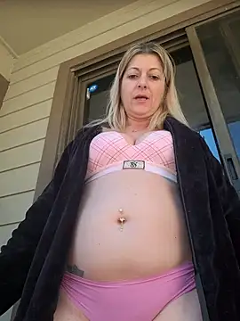 NikkiBlisss live XXX chat