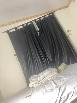 Chat +18 de Cardiebae89 ao vivo