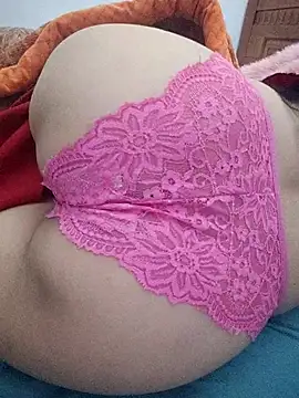 Haralushiaaa Webcam Show