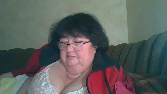 MilaSky5303's Webcam Show