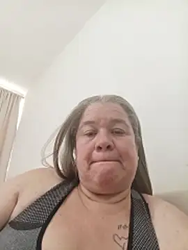 MilF-eterna_69 Live XXX-Chat