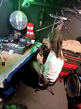 Pokazy przed kamerką – AllucyLu