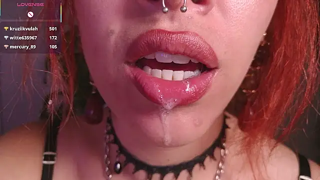 Chat +18 de bri_von_dhara__ ao vivo