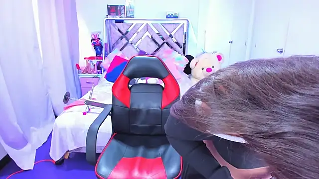 Chat +18 de Luna_Analya ao vivo