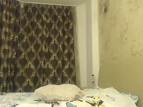 BrianaBloom Adlı Modelin Canlı XXX Sohbeti