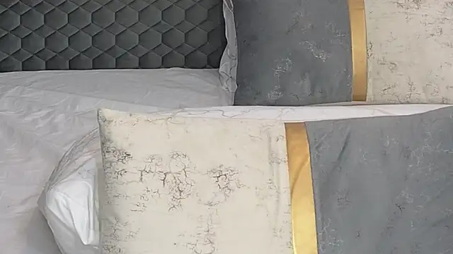 SophieWildn Live XXX chat