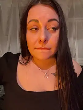 DaisyStreet's Live XXX Chat