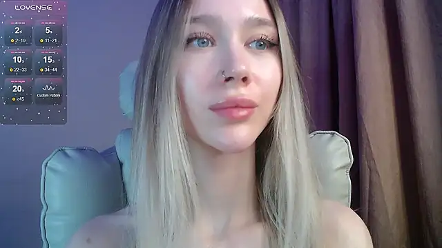 Des_ch élő XXX-chatje