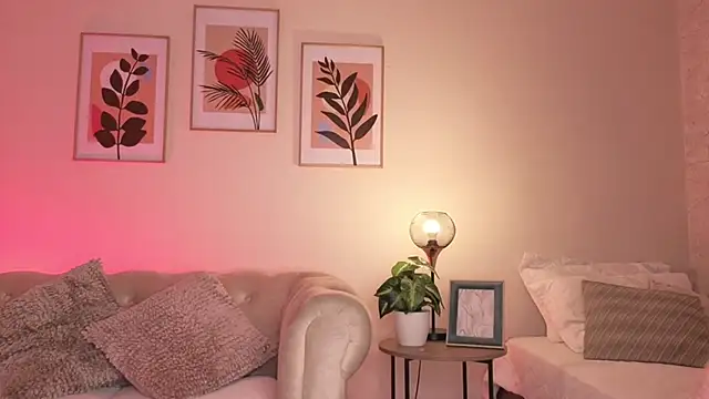 DahianaWalcott élő XXX-chatje