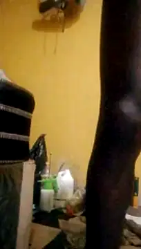 Chat XXX en directo de HornyAss_Bitch