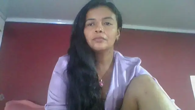 XXX chat uživo modela DianaOchoa_