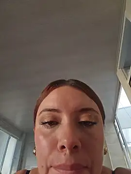 valery_mora Adlı Modelin Canlı XXX Sohbeti