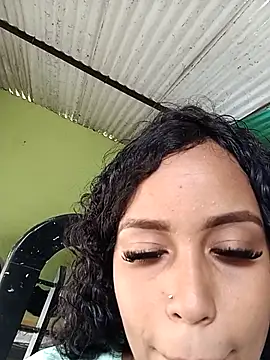 Pokazy przed kamerką – Laura20lopez