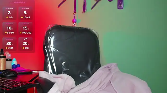 hazz_smith_'s Live XXX Chat