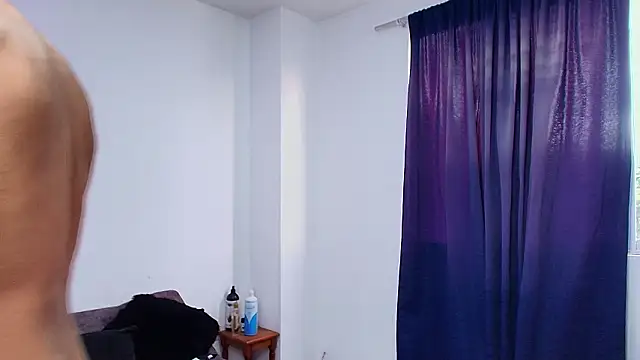 دردشة BrayaanFit الجنسية المباشرة