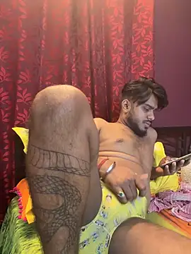 Rajveer1292 Show in webcam