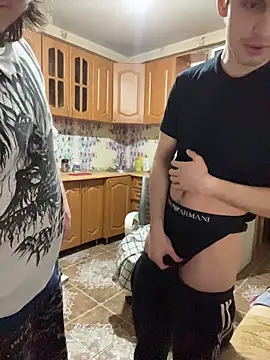 desiredude9 Webcam show