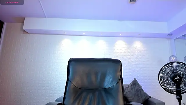 Chat XXX en directo de Alicee_Broownn