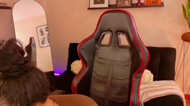 Chat XXX ao vivo de EmmyEvans1