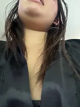 Lia_sexx: διαδικτυακό σόου στην κάμερα