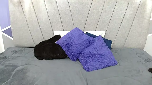 luna_merie: онлайн-секс-чат