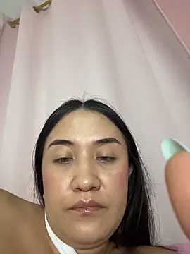 Melody_Spencer26 Adlı Modelin Canlı XXX Sohbeti