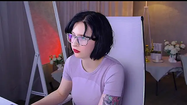 ElenaSomerhalder's Live XXX Chat