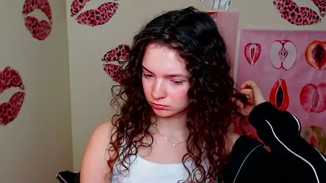 _SusieSu_'s Live XXX Chat