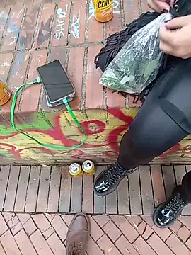 sophie_banger Chat XXX in diretta