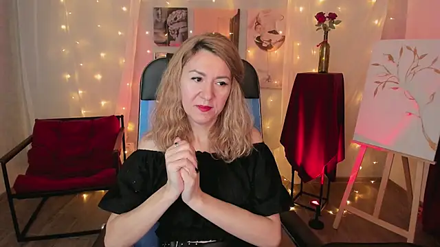 DonnaSmitth Adlı Modelin Canlı XXX Sohbeti