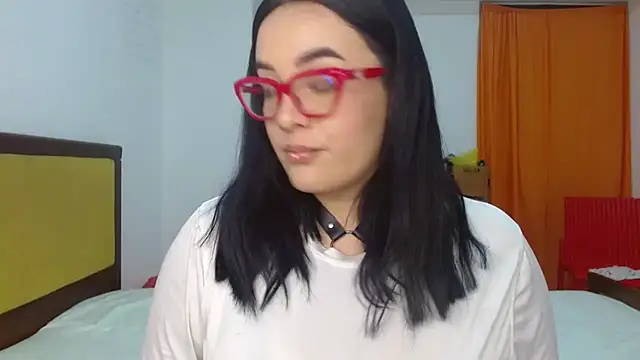 Chat +18 de Nova-Satela ao vivo