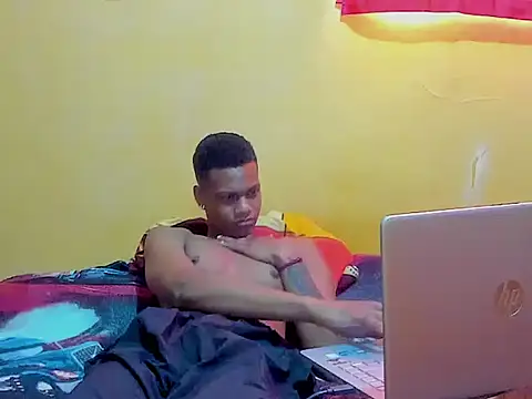 aunstin_farid1 라이브 XXX 채팅