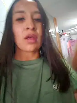 Paola_andrade Chat XXX in diretta