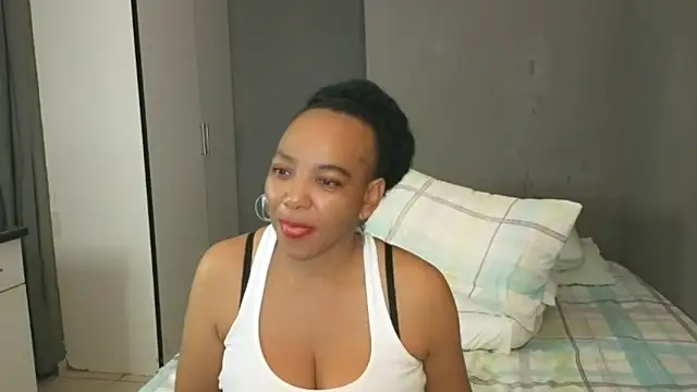 Lillyan_NのライブXXXチャット