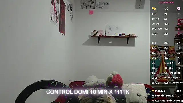 Cloe_five: онлайн-секс-чат