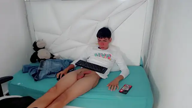 Chat +18 de Liarr_ ao vivo