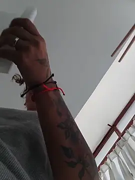 Harley-77 live XXX chat