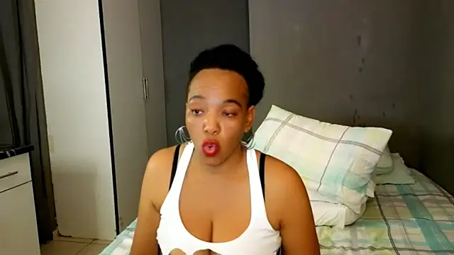 แชท XXX สดของ Lillyan_N