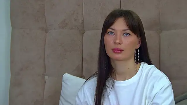 แชท XXX สดของ AlexandraBloom