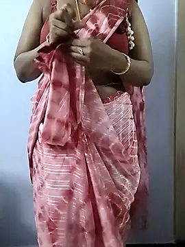 Chat +18 de Maaya_sweety ao vivo