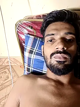 saggy1218 Adlı Modelin Canlı XXX Sohbeti