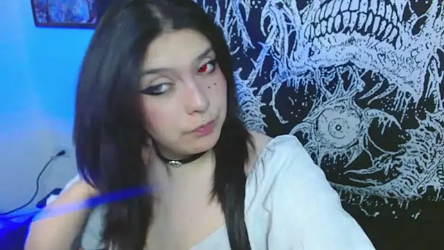 mikaskullcsn Live XXX chat