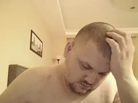 cyrex_monster webkamerás műsora