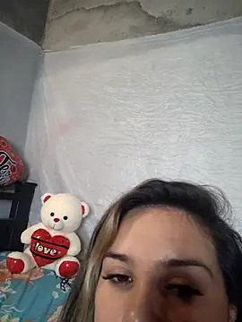 Chat XXX ao vivo de Charlott_smi