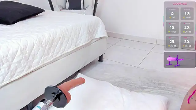 Nina_sweetz12 Show Webcam