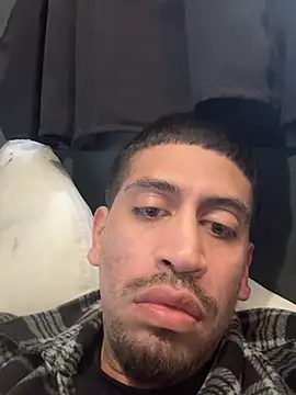 Chat +18 de busnfatnutsLildee ao vivo