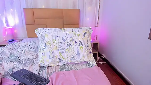 دردشة Jenifer_James الجنسية المباشرة