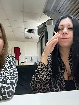 _Mila_Love Live XXX-Chat