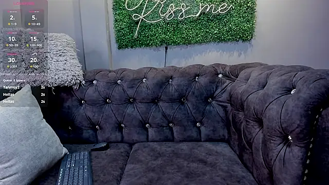 Chat +18 de danielebeck ao vivo